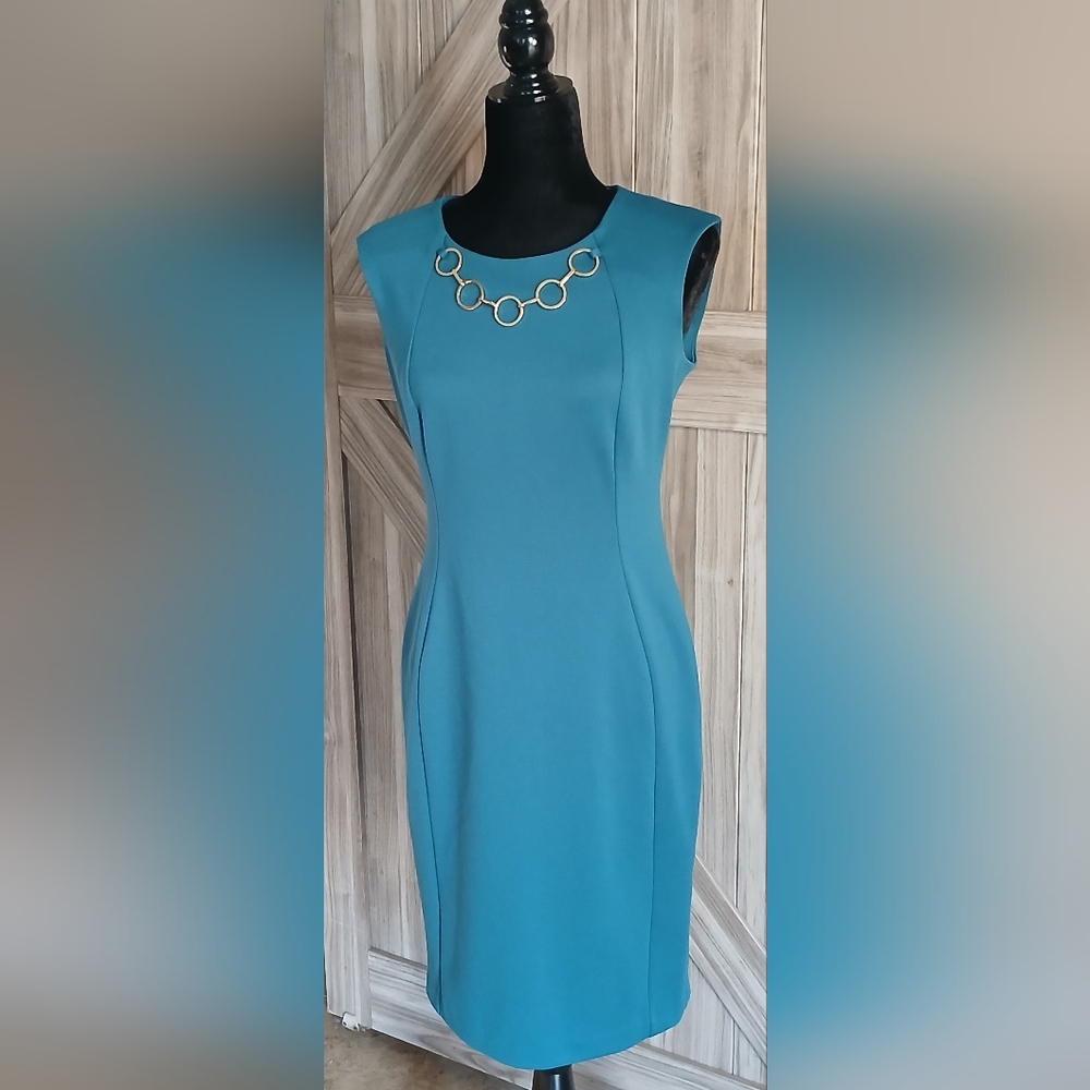 Elegant Women's  Teal Sleeveless Calvin Klein Dress.